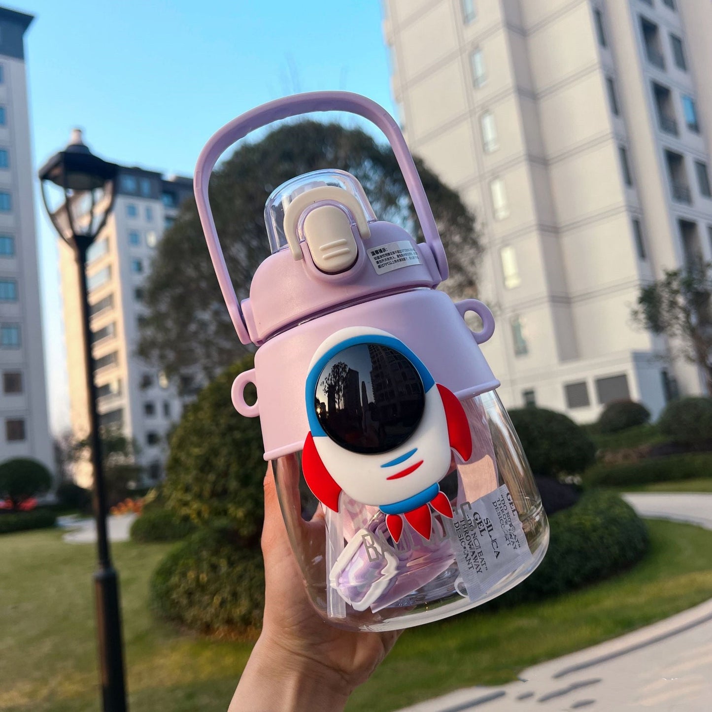Astronaut Big Belly Plastic Cup Children Cute Water Bottle - MomBabyQ
