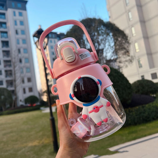 Astronaut Big Belly Plastic Cup Children Cute Water Bottle - MomBabyQ